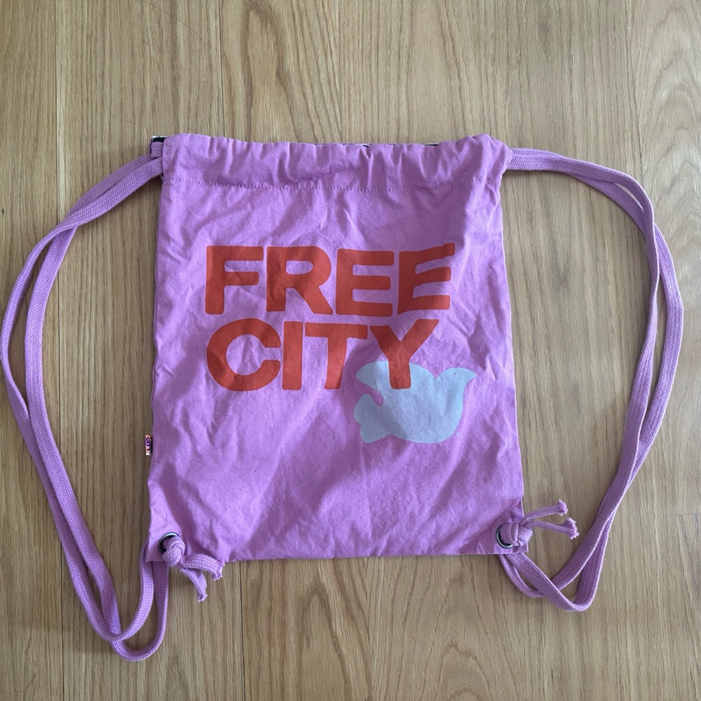 FREECITY X GAP COLLAB Sinch Bag / FREECITY Backpack - Picture 3 of 11